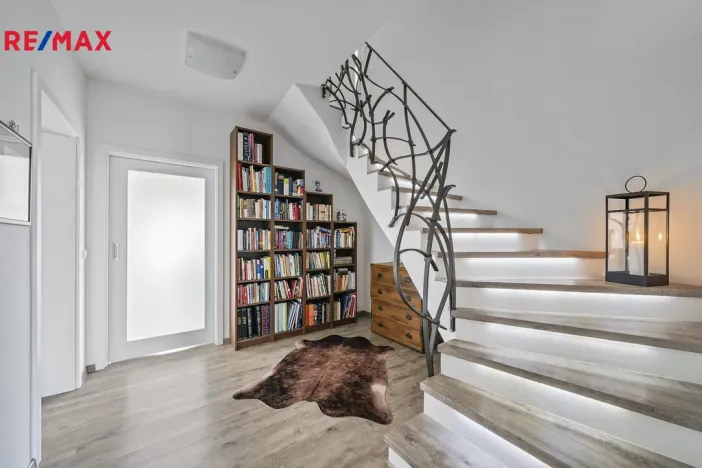 Prodej rodinného domu, Stěžery - Stěžírky, 215 m2