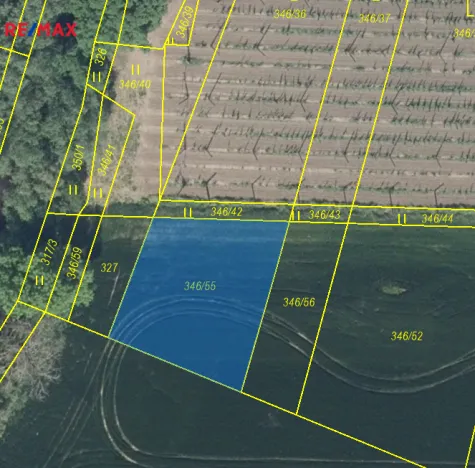 Prodej podílu 1/2 pole, Radovesice, 3165 m2