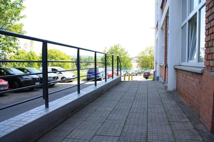 Pronájem kanceláře, Zlín, nám. T. G. Masaryka, 68 m2