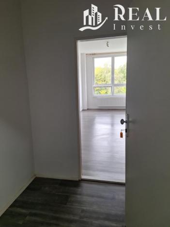 Pronájem bytu 1+kk, Meziboří, nám. 8. května, 30 m2