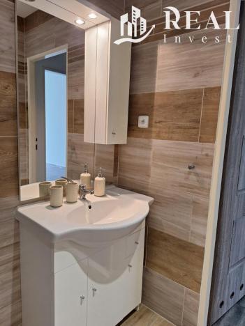 Pronájem bytu 1+kk, Meziboří, nám. 8. května, 30 m2