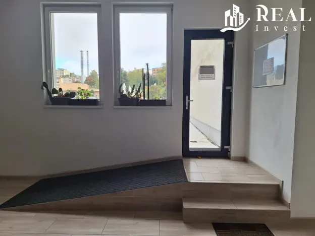 Pronájem bytu 1+kk, Meziboří, nám. 8. května, 30 m2