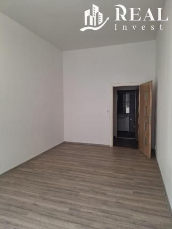 Pronájem bytu 2+1, Meziboří, nám. 8. května, 50 m2