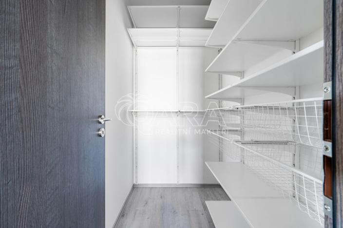 Prodej bytu 3+kk, Hořovice, U Školky, 54 m2