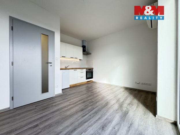 Pronájem bytu 2+kk, Chlumec nad Cidlinou - Chlumec nad Cidlinou IV, Mládežnická, 45 m2