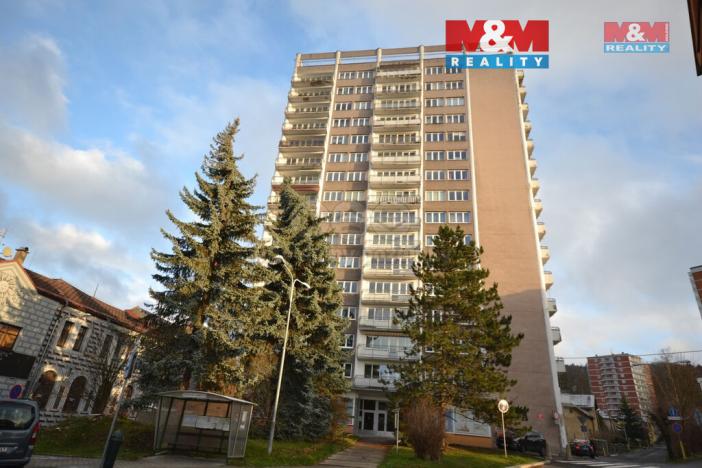 Pronájem atypického bytu, Jablonec nad Nisou - Jablonecké Paseky, Pasecké náměstí, 72 m2