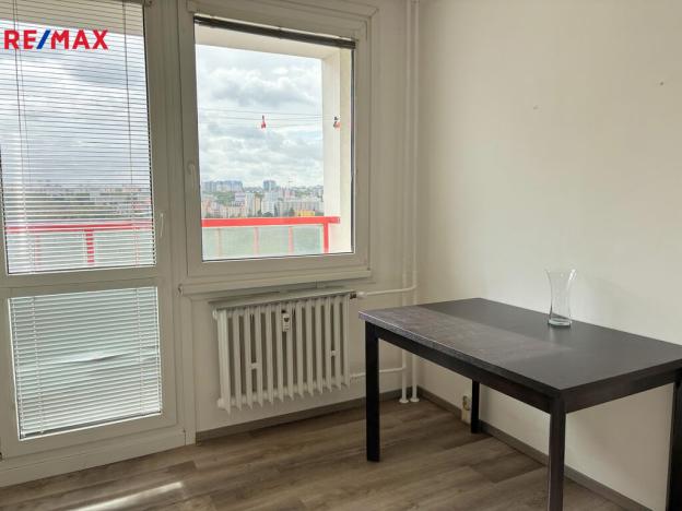 Pronájem bytu 3+1, Praha, Bramboříková, 66 m2