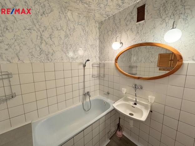 Pronájem bytu 3+1, Praha, Bramboříková, 66 m2