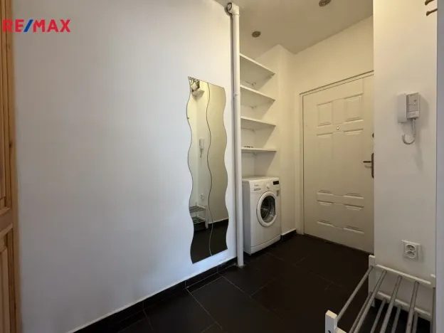 Prodej bytu 1+kk, Olomouc, Wolkerova, 33 m2