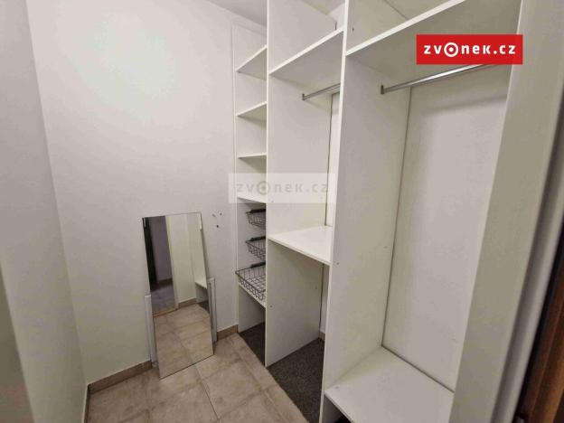 Pronájem bytu 1+kk, Uherské Hradiště, 40 m2
