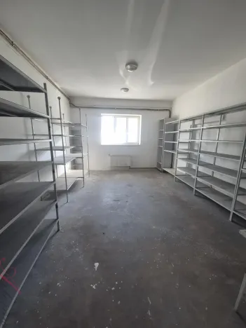Pronájem obchodního prostoru, Šumbark, U Závor, 120 m2