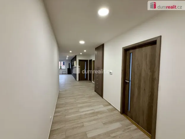 Pronájem bytu 4+kk, Mariánské Lázně, třída Vítězství, 202 m2