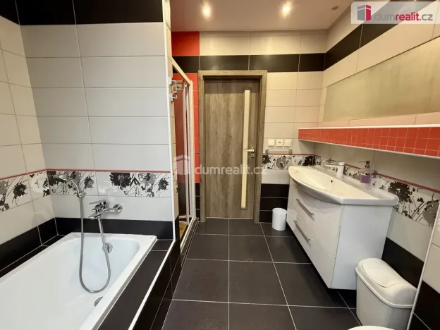 Pronájem bytu 4+kk, Mariánské Lázně, třída Vítězství, 202 m2