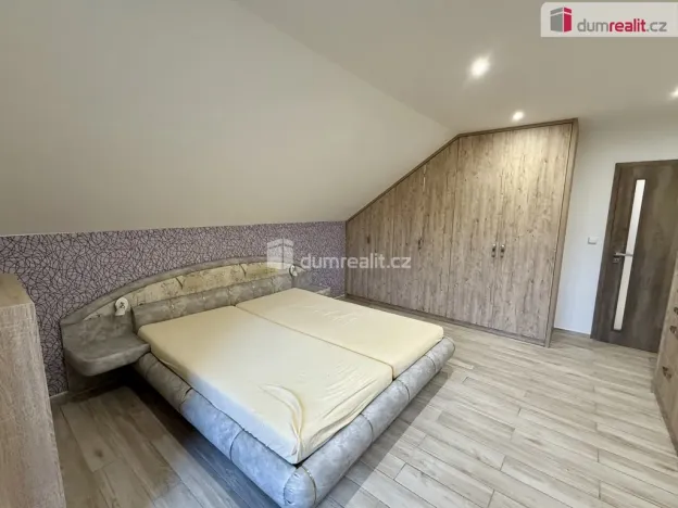 Pronájem bytu 4+kk, Mariánské Lázně, třída Vítězství, 202 m2