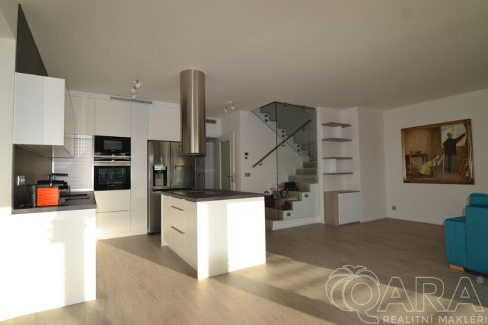 Pronájem rodinného domu, Praha, Hejného, 170 m2