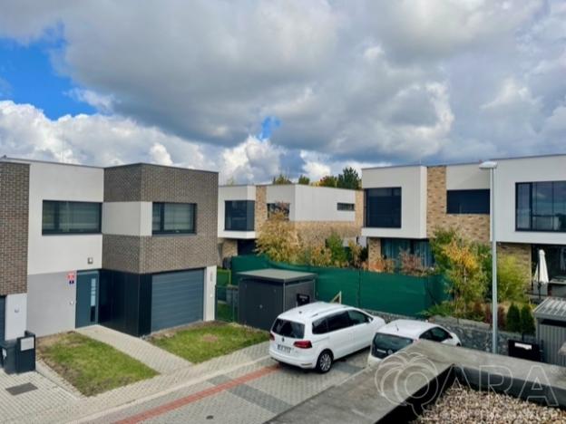 Pronájem rodinného domu, Praha, Hejného, 170 m2