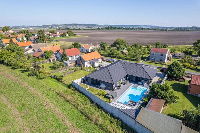 Prodej rodinného domu, Opolany, 241 m2