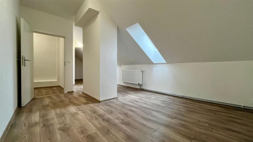 Pronájem bytu 3+kk, Cheb, okres cheb, náměstí Krále Jiřího z Poděbrad, 90 m2