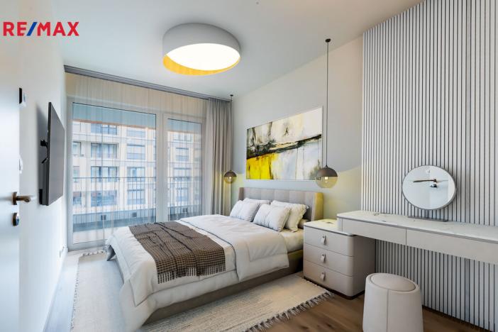 Prodej bytu 2+kk, Praha - Hloubětín, Poděbradská, 56 m2