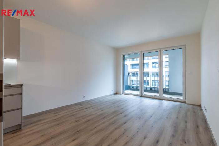 Prodej bytu 2+kk, Praha - Hloubětín, Poděbradská, 56 m2