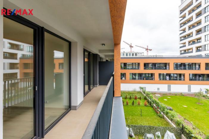 Prodej bytu 2+kk, Praha - Hloubětín, Poděbradská, 56 m2