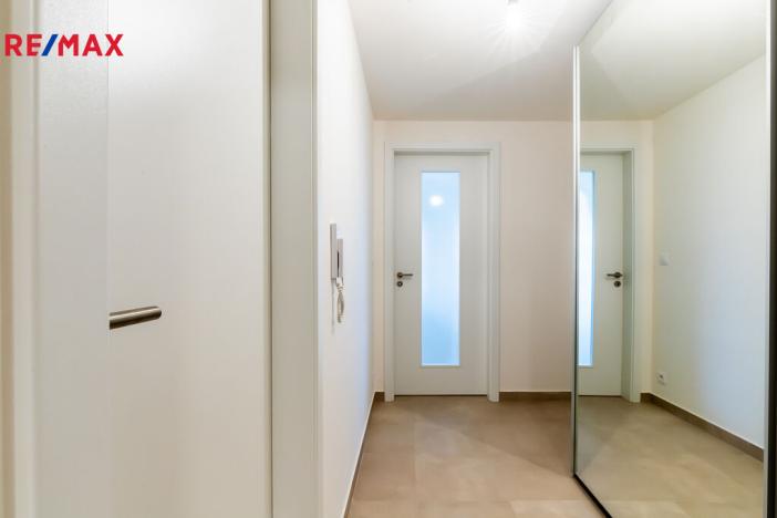 Prodej bytu 2+kk, Praha - Hloubětín, Poděbradská, 56 m2