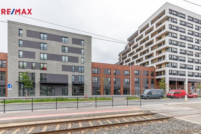 Prodej bytu 2+kk, Praha - Hloubětín, Poděbradská, 56 m2