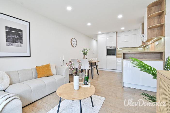 Prodej bytu 3+kk, Praha - Záběhlice, Přespolní, 85 m2