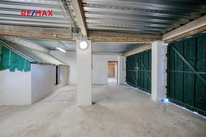 Prodej rodinného domu, Všeruby, 952 m2