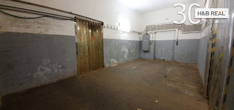 Pronájem skladu, Vsetín, 550 m2
