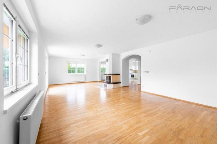 Pronájem rodinného domu, Průhonice, 400 m2