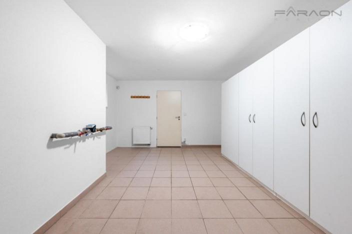 Pronájem rodinného domu, Průhonice, 400 m2