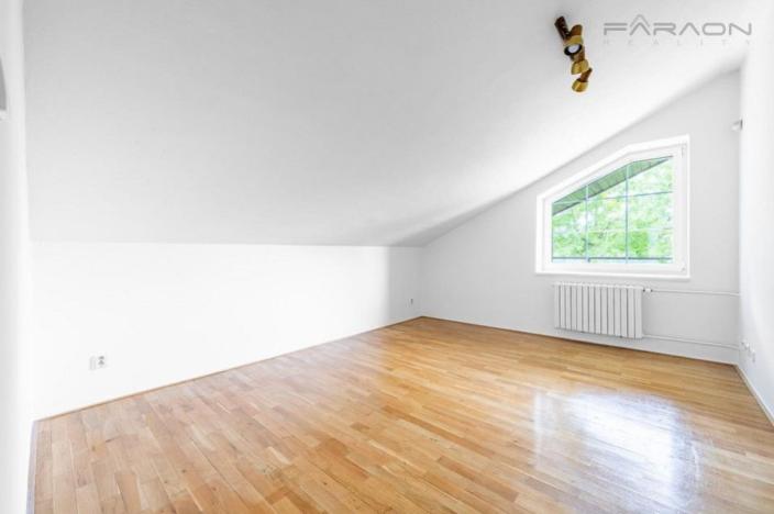 Pronájem rodinného domu, Průhonice, 350 m2