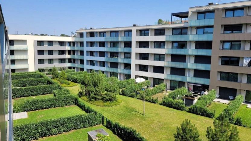 Pronájem bytu 3+kk, Praha - Žižkov, U Viktorie, 70 m2