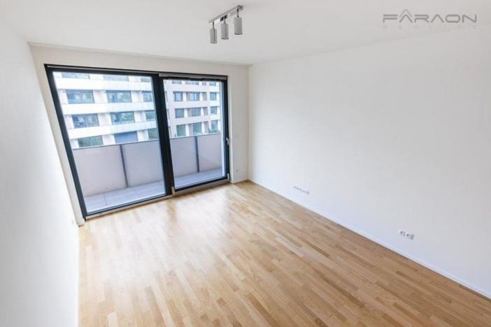 Pronájem bytu 3+kk, Praha - Žižkov, U Viktorie, 70 m2