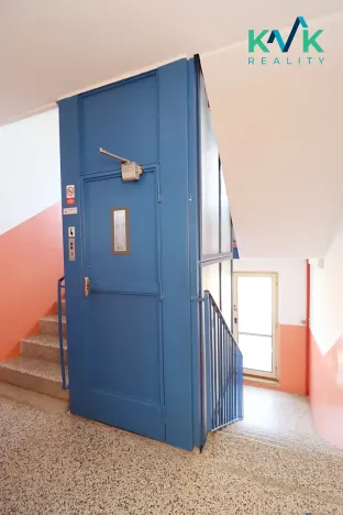 Prodej bytu 1+1, Loket, Sportovní, 36 m2