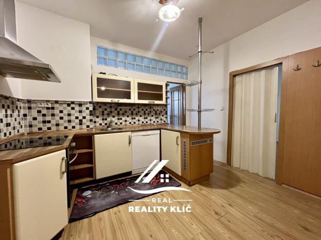 Prodej bytu 2+1, Ostrava, Výškovická, 52 m2