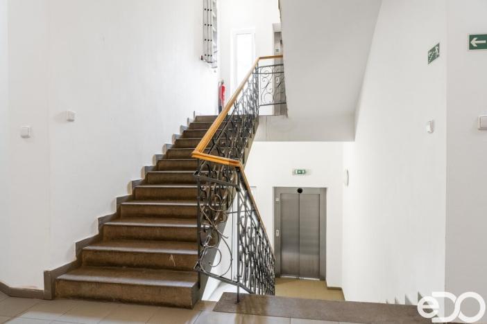 Prodej bytu 2+kk, Praha, Spojovací, 50 m2