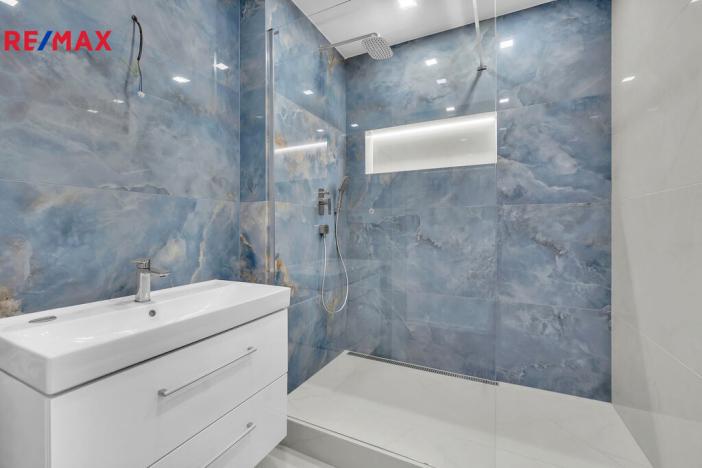 Pronájem bytu 3+kk, Hradec Králové - Nový Hradec Králové, třída Edvarda Beneše, 78 m2