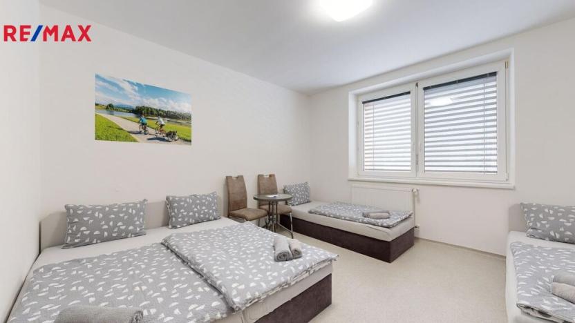 Prodej ubytování, Dolní Dunajovice, Hlavní, 655 m2