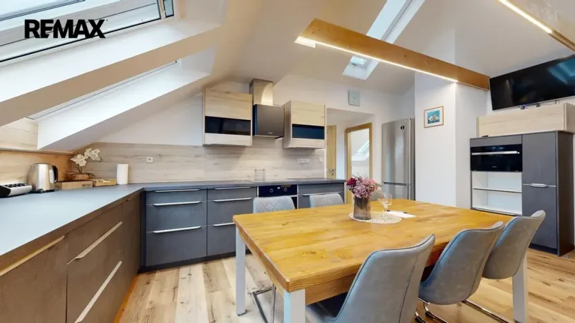 Prodej ubytování, Dolní Dunajovice, Hlavní, 655 m2