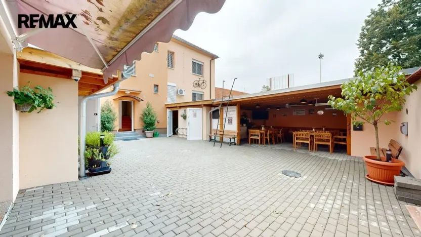 Prodej ubytování, Dolní Dunajovice, Hlavní, 655 m2