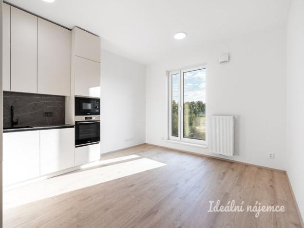 Pronájem bytu 3+kk, Brandýs nad Labem-Stará Boleslav - Brandýs nad Labem, Augustina Lukeše, 64 m2