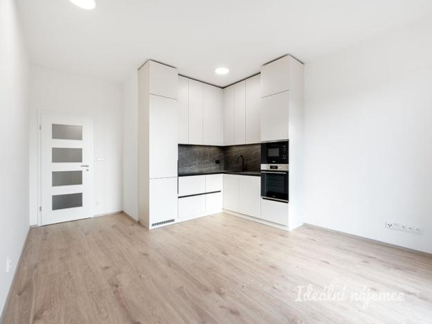 Pronájem bytu 3+kk, Brandýs nad Labem-Stará Boleslav - Brandýs nad Labem, Augustina Lukeše, 64 m2