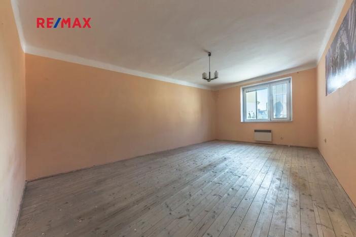 Prodej rodinného domu, Lomnice nad Lužnicí, Tyršova, 315 m2