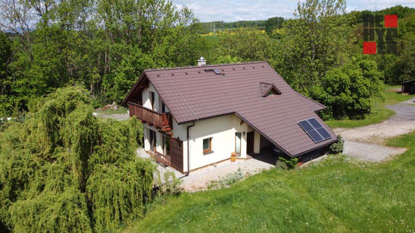 Prodej rodinného domu, Karlovice, 204 m2