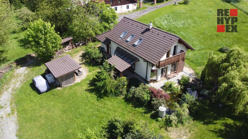 Prodej rodinného domu, Karlovice, 204 m2