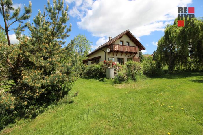 Prodej rodinného domu, Karlovice, 204 m2