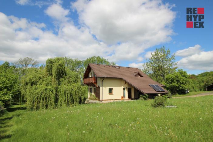Prodej rodinného domu, Karlovice, 204 m2