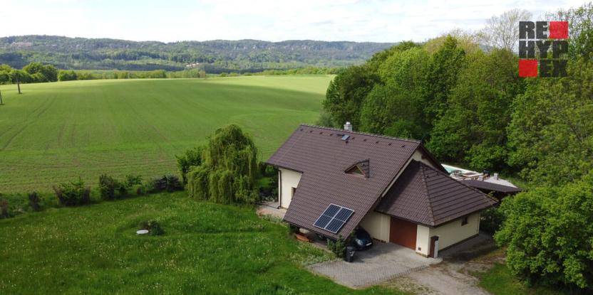 Prodej rodinného domu, Karlovice, 204 m2